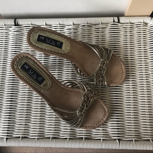 Rule Steve Madden metallic open toed heels Size 7 - Picture 11 of 11